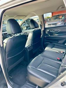 2021 Nissan X Trail - Thumbnail