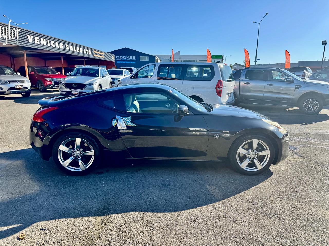 2009 Nissan Fairlady